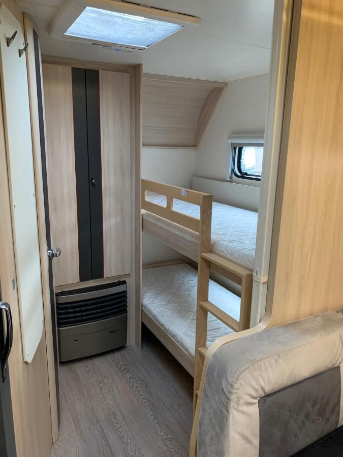 Przyczepy Kempingowe Vip - Osrodek Na Klifie Village - Hel Helska 11 Eksteriør billede
